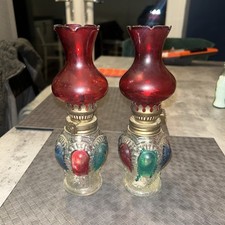 2 x VINTAGE MINITURE OIL LAMPS MADE IN HONG KONG COLLECTABLE KITSCH BOHO 