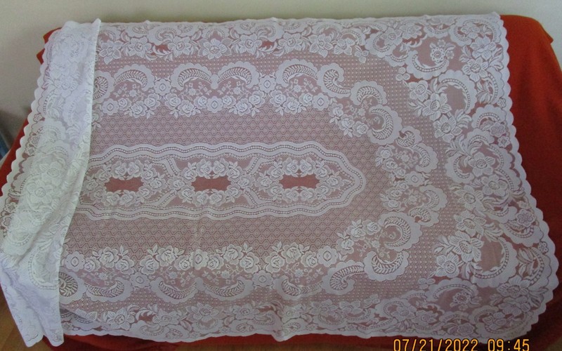 White Lace Tablecloth for Rectangular Tables, Vintage Style, 88x55inch