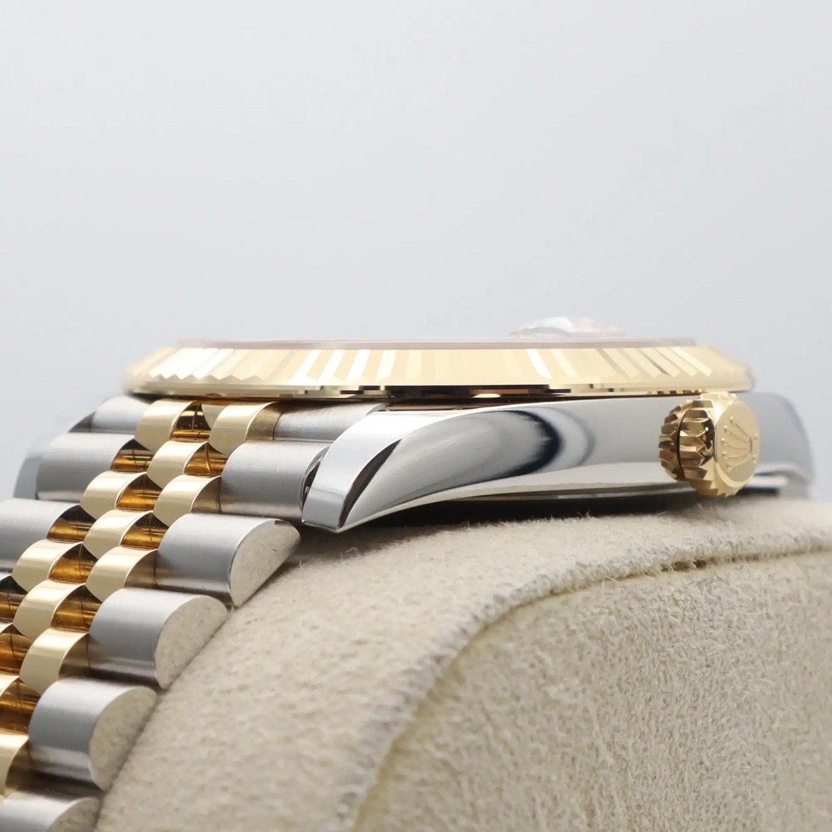 2025 New Rolex 126333 Datejust 41 Yellow Gold Steel Champagne