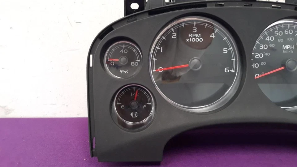 11 GMC SIERRA 1500 LTZ VELOCÍMETRO CUADRO DE INSTRUMENTOS 5,3 L 20964186 Foto 2 de 4