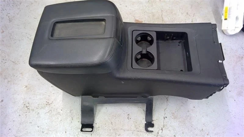 2011-2013 Chevy Silverado 1500 Front Floor Center Console Assembly Black OEM - Image 2 of 4