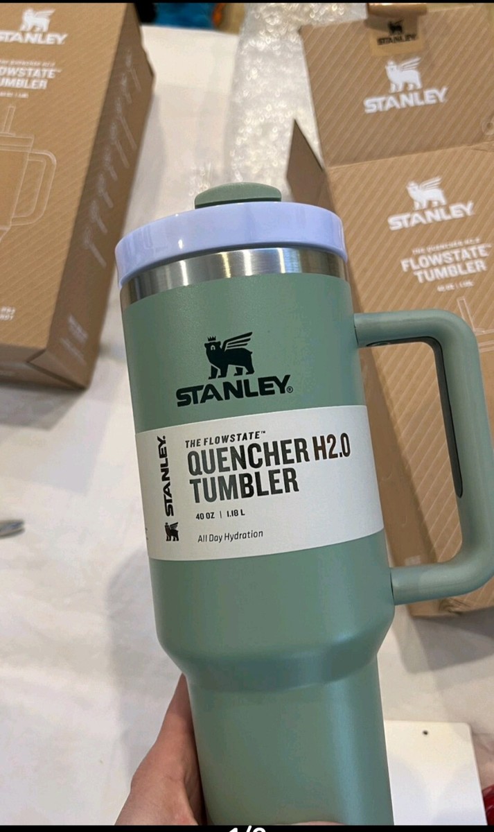 ★TOUT Y EST★ Knit tumbler back green OI2A1MBA51GNA NWT STANLEY CUP QUENCHER H2.0 TUMBLER-LILAC BAY LEAF GREEN