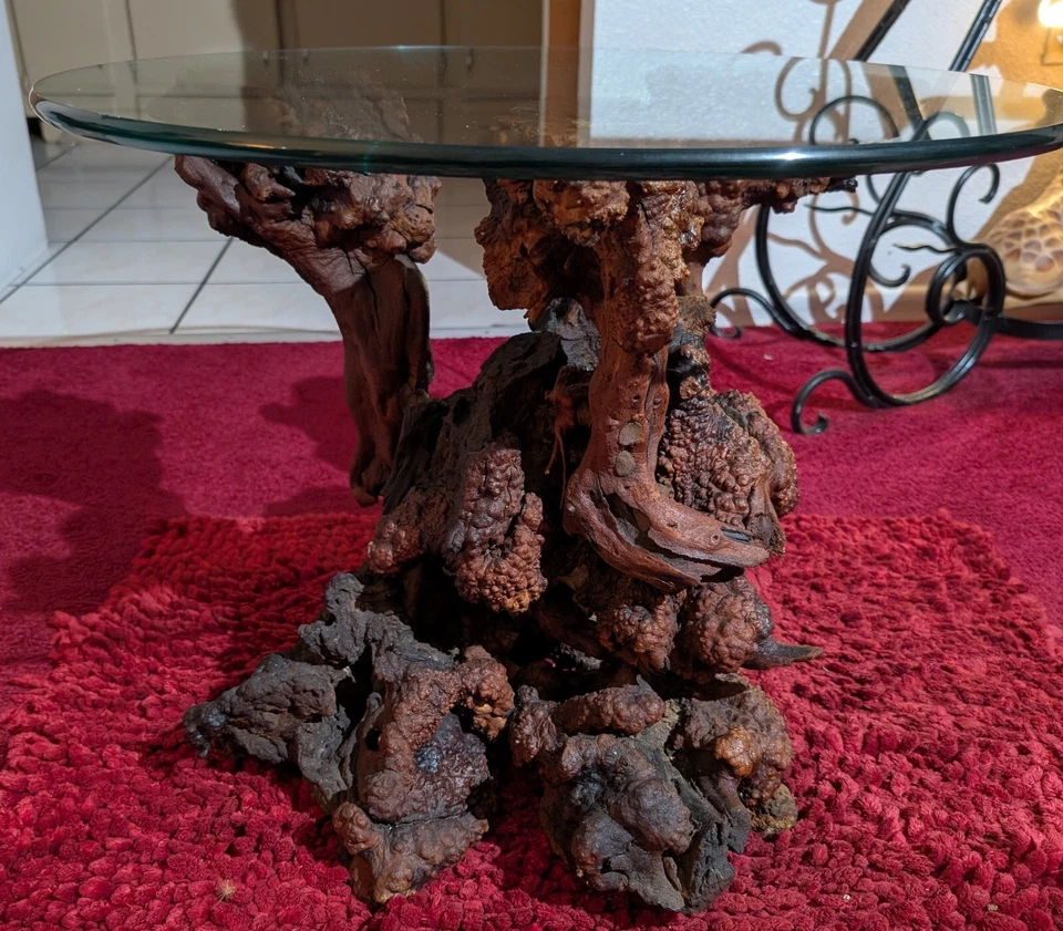 Mesa de centro natural raíz vintage con vidrio en la parte superior Foto 4 de 4