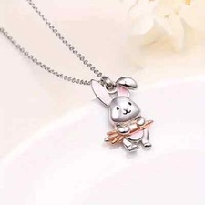 Bunny Necklace w/Carrot