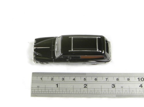 Oxford Automobile Diecast 1/76 Scale Daimler DS420 Hearse - Black 76DS002 - Picture 6 of 6
