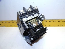 ALLEN BRADLEY 30 AMP CONTACTOR 600 VAC MAX 120V COIL  500L-BOD92  SERIES B