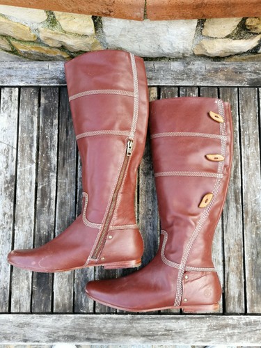 Timberland Stivali donna in pelle vintage chiusura bottoni numero Us 7 - Eu  38 | eBay