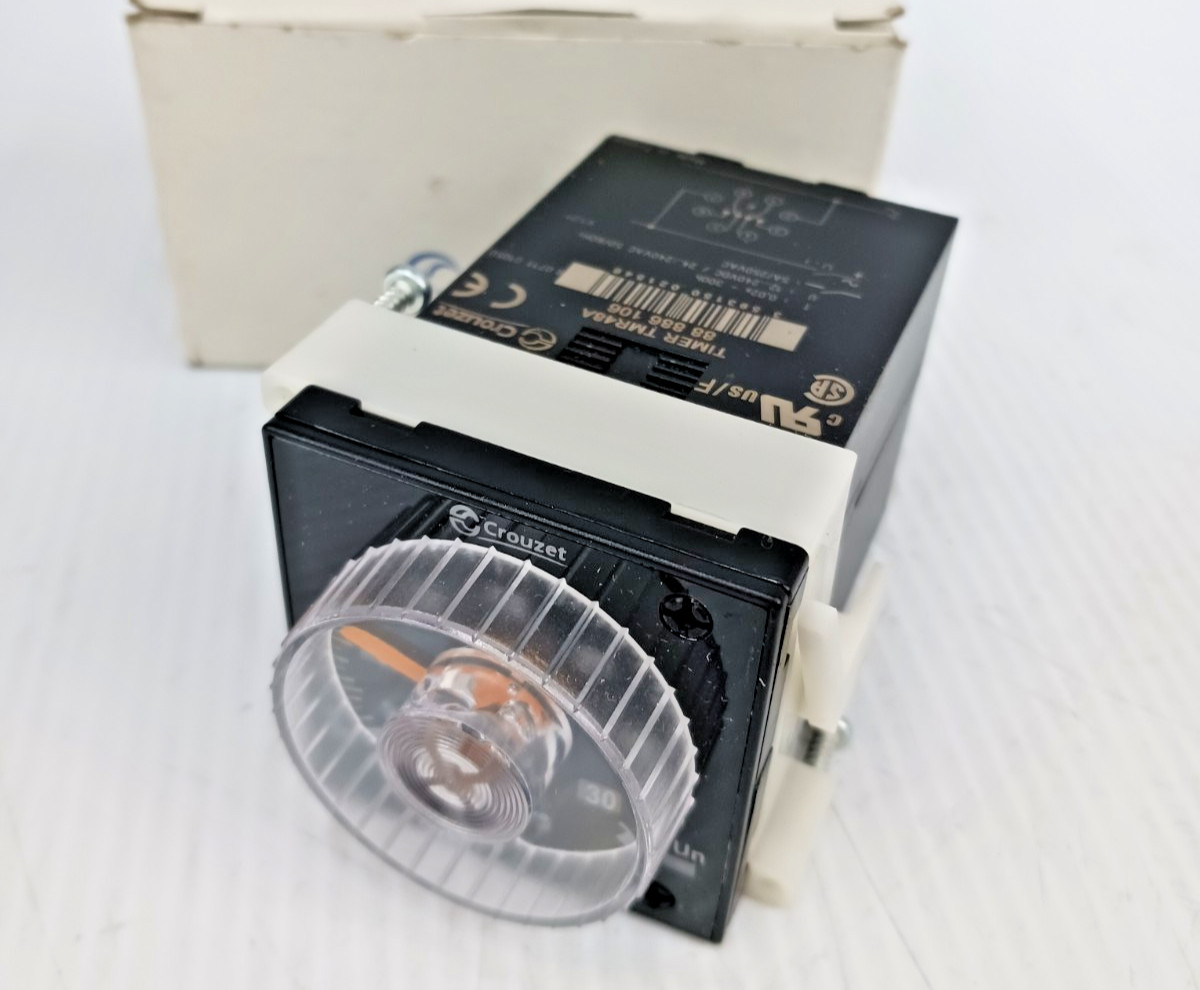New Crouzet 88 886 108 Panel Mount Timer 0.2S-300h