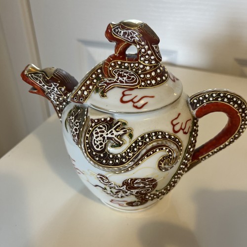 Japanese Dragonware Moriage Tea Set - Cream Pot and Sugar Bowl - Picture 9 of 10