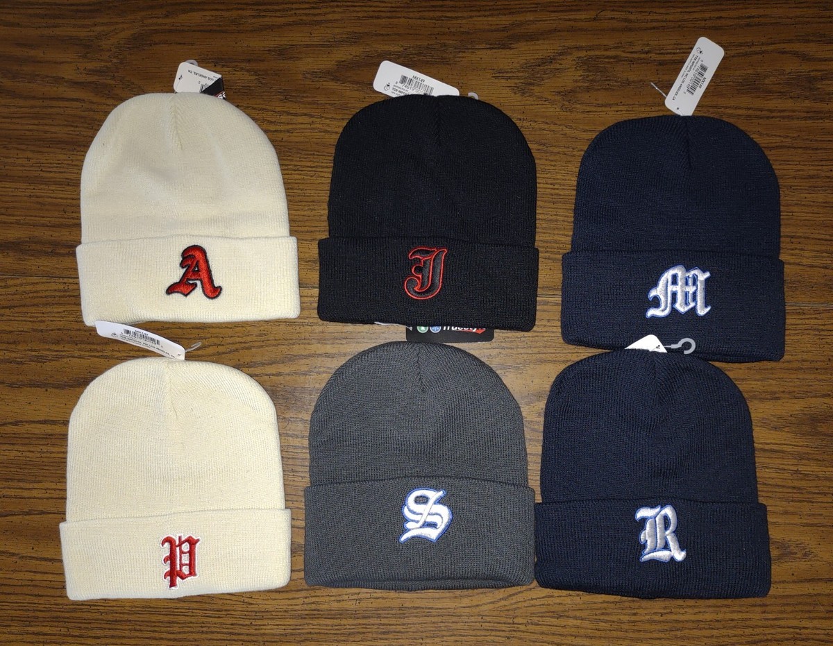 帽子 Old English Printed Beanie Supreme Old English Printed Beanie (SS25) - $40