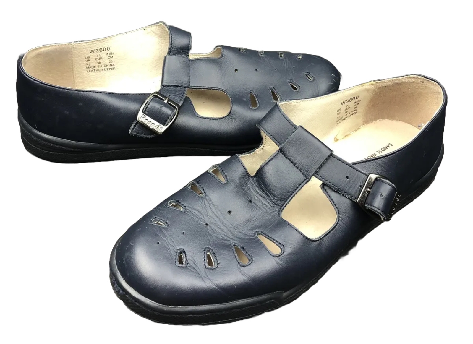 Propet Blue Leather Closed Toe Laser Cut Walker Comfort Shoes Women's Size 7.5