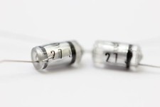 STYROFLEX CAPACITOR SIEMENS 27pF 630V 5% NOS(New Old Stock) 3PC. CA43U63+F191120