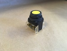 ALLEN BRADLEY 800H-AR... YELLOW PUSH BUTTON SER. F, TYPE 4,4X,13   (KB)