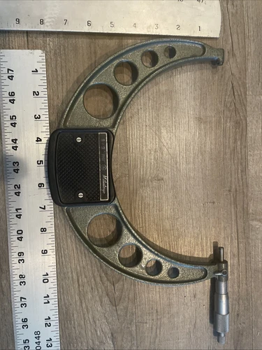 Vintage Mitutoyo No. 103-223 8-9” 0001 Micrometer Made in Japan 14' x 8"