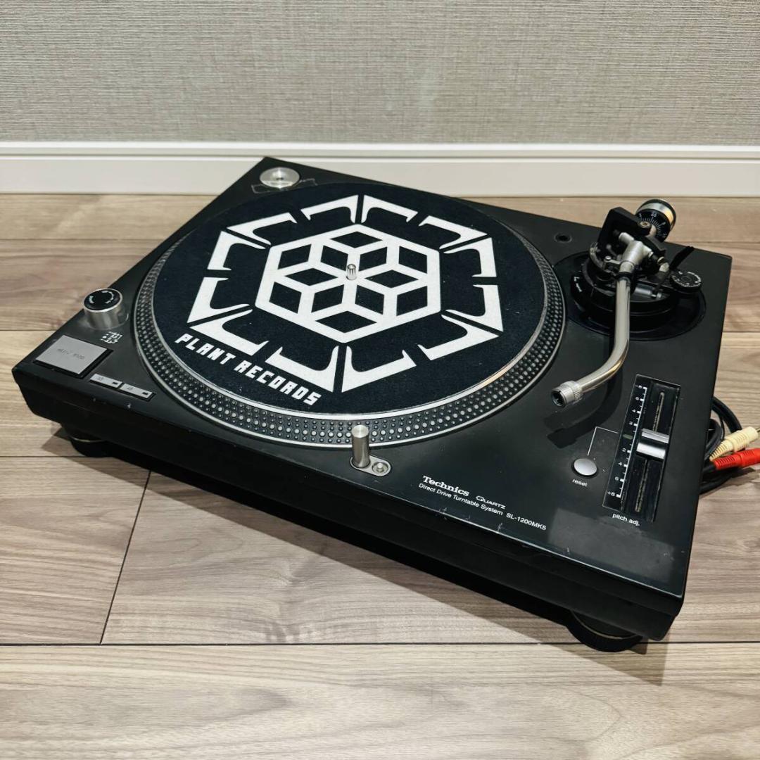 Technics Sl-1200 MK5 新品同様品 Shure M44G付き Technics Sl-1200 MK5 新品同様品 Shure M44G付き
