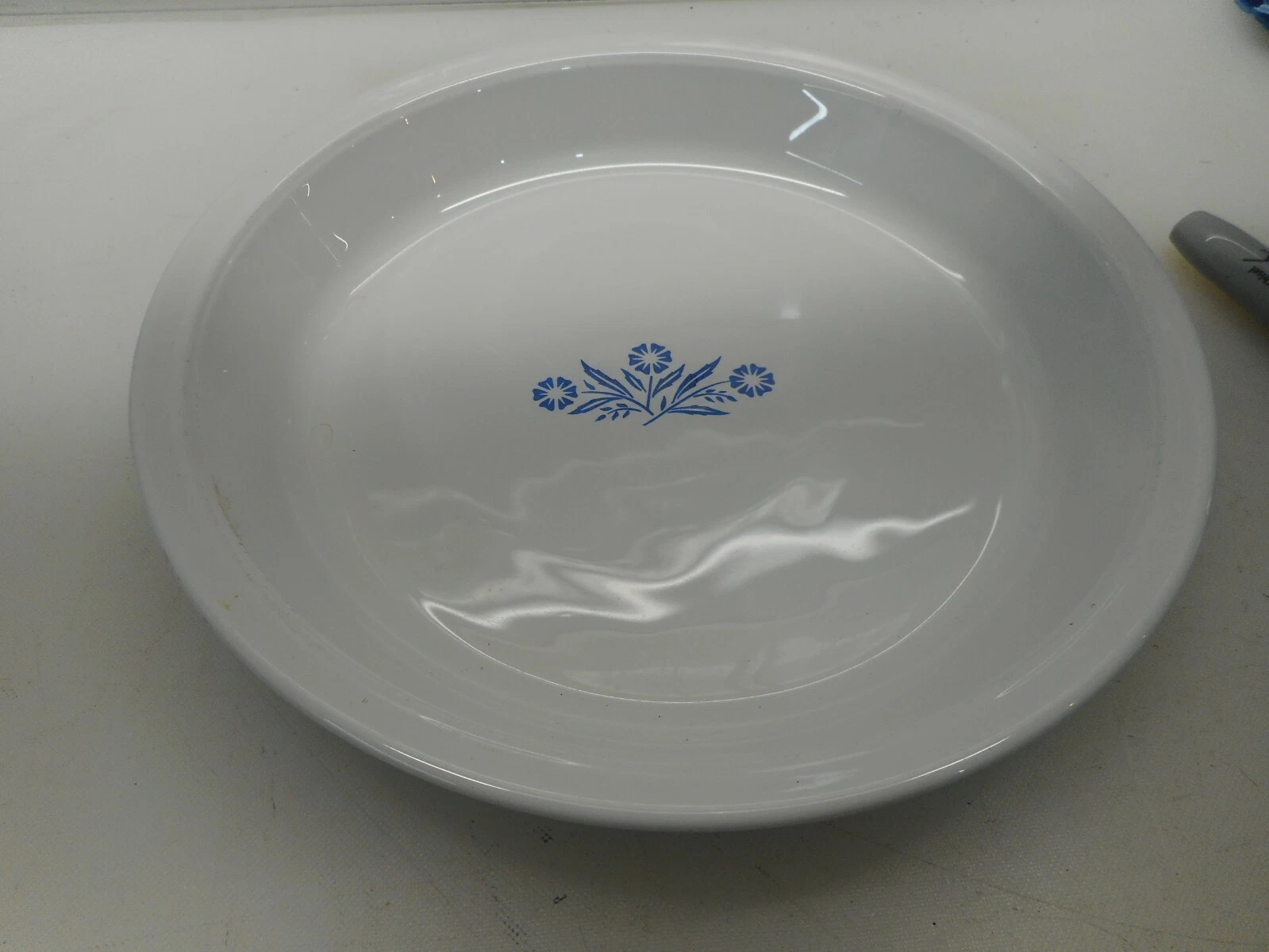 VINTAGE PRE-OWNED CORNINGWARE 9X1 1/4 '' PIE PLATE