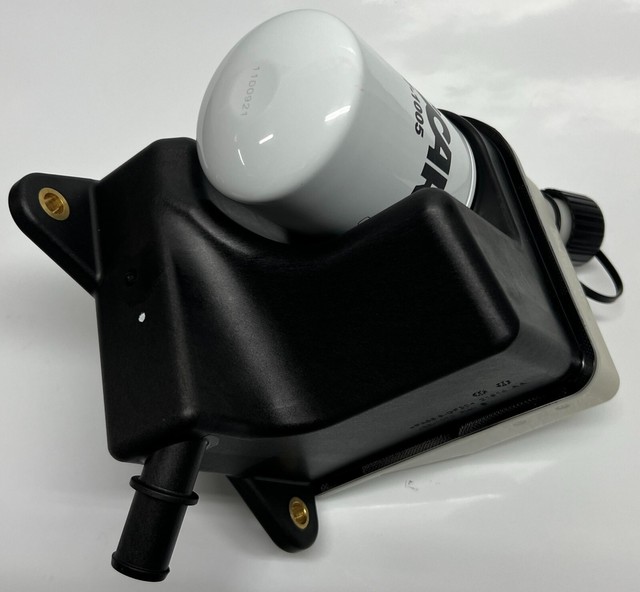 Paccar J861070 Power Steering Reservoir w/ J371005 Filter OEM for