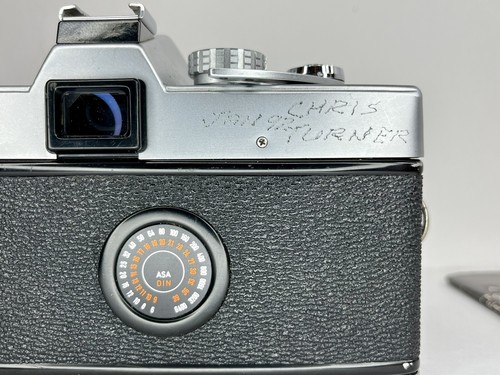 Minolta SRT 101 Camera With 50mm Lens Accessories - Picture 11 of 19