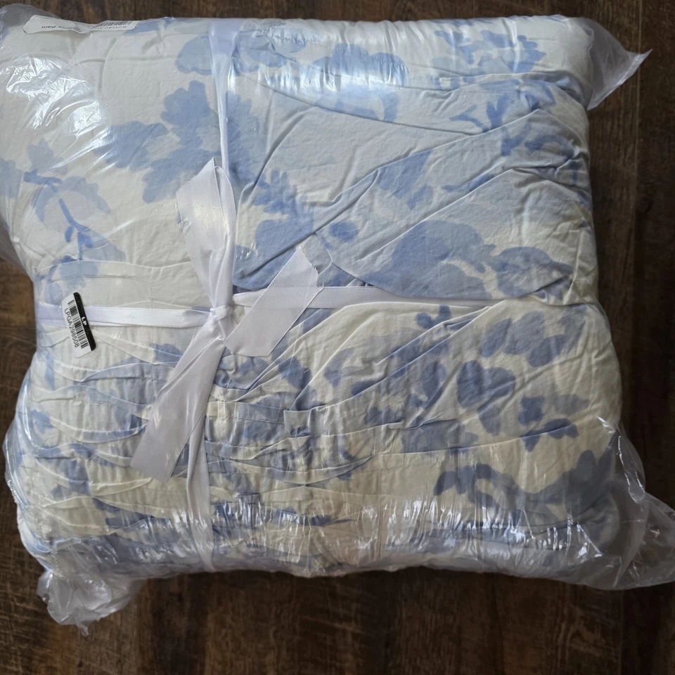 POTTERY BARN Loveshackfancy 花园大马士革 SMOCKED Twin XL 绗缝蓝色/象牙色 — 第 3/3 张图片