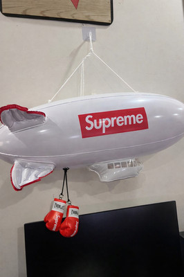 Supreme FW17 Blimp Boxing Gloves Keychain Accessory Bundle Set New
