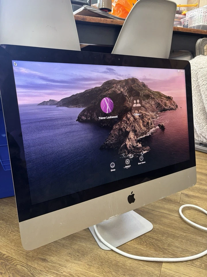 Apple iMac 27” Intel A1312 core 2 duo 3.06 4GB 240GB SSD Cracked Screen - Image 2 of 4