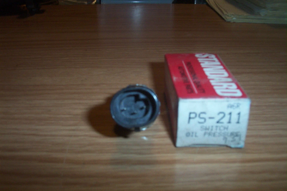 INTERRUPTOR DE PRESIÓN DE ACEITE NORS BUICK, CADILLAC, CHEVROLET, OLDSMOBILE, PONTIAC 1988-96 Foto 2 de 2