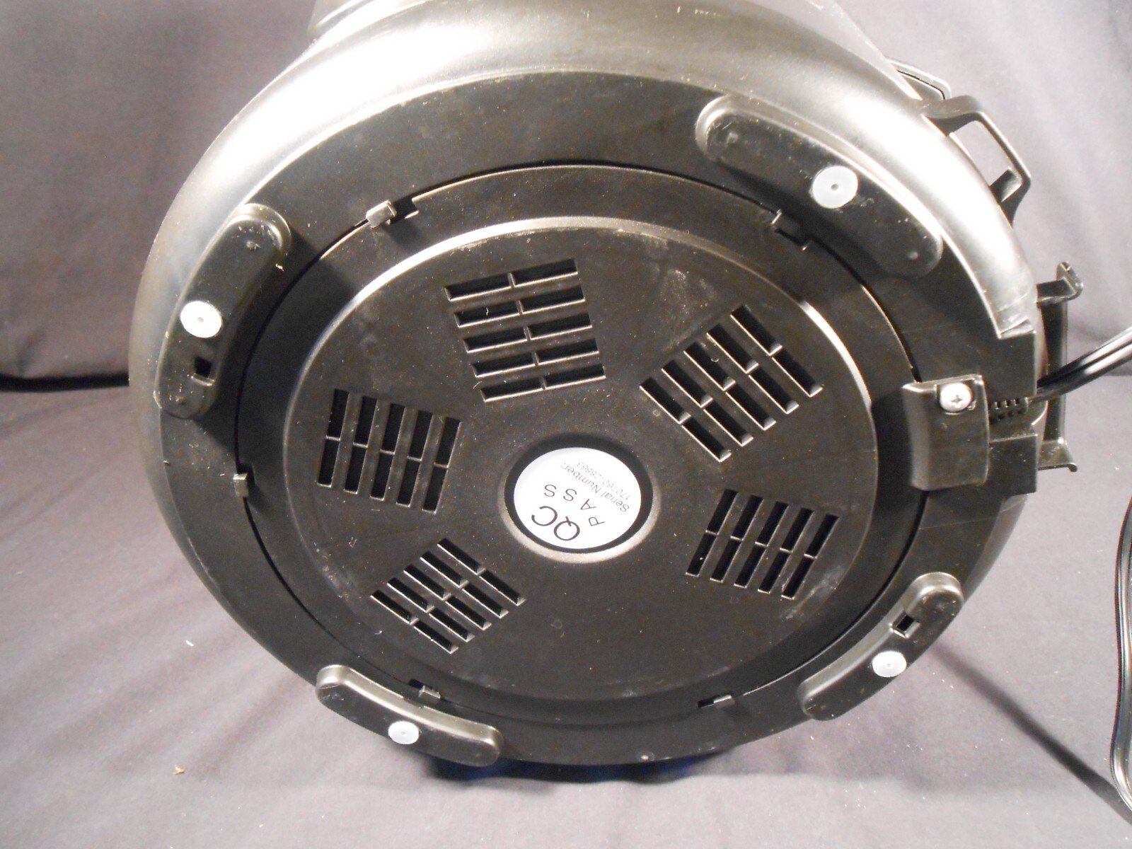 Instant Pot IP LUX-80 8 Quart MultiUse Pressure Cooker VGC