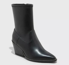 Women's Aubree Ankle Boots with Memory Foam Insole - Universal Thread Size 6-11