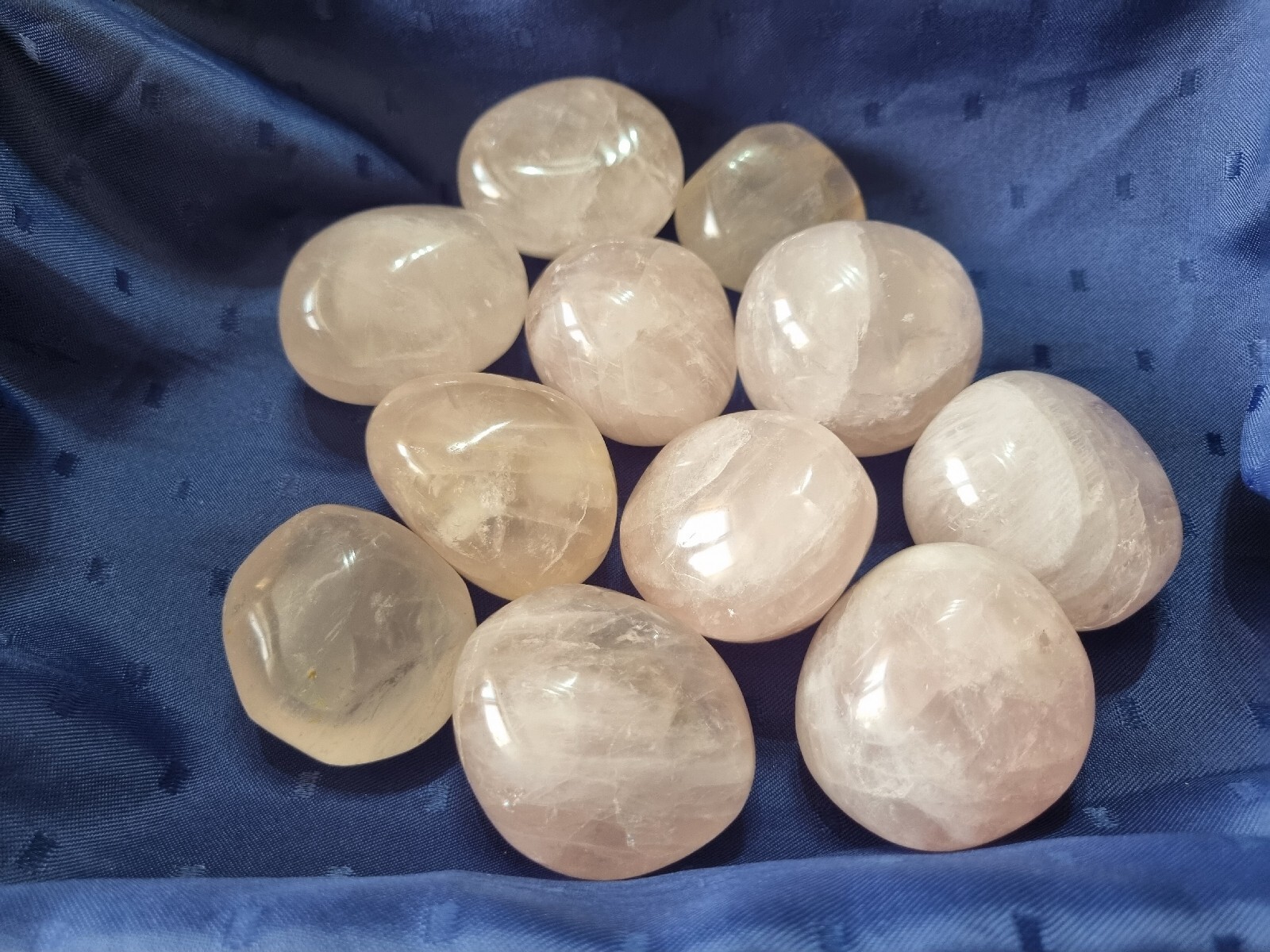 Rosenquarz,Handschmeichler 45-50mm,Madagaskar.