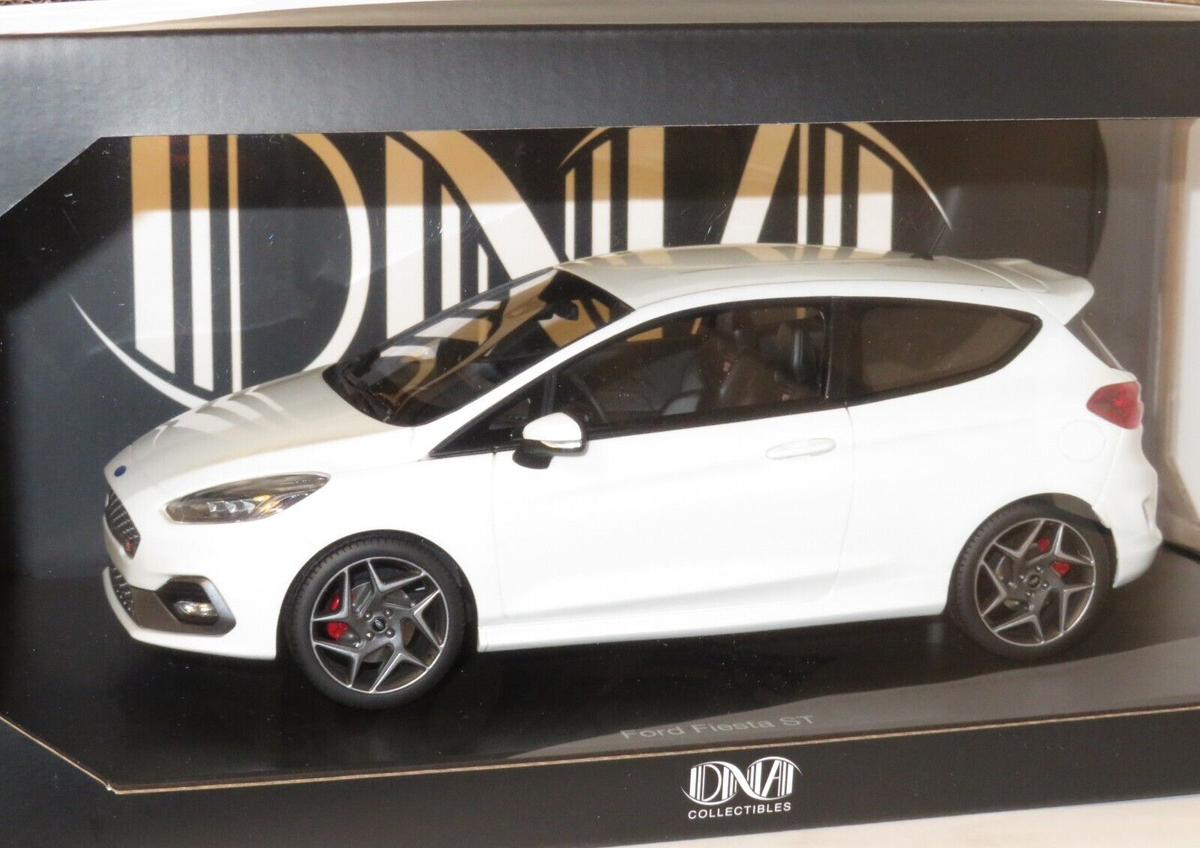 1/18 Ford Fiesta ST White UK