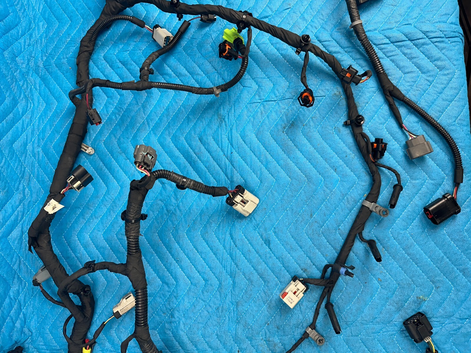 Nissan Titan XD 5.0L Diesel 4WD Engine Wiring Harness 2016 OEM