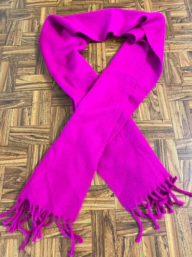 Vintage solider fuchsia langer Halstuch kein Etikett weicher Stoff mit Fransen Kaschmir 70" - Bild 1 von 3