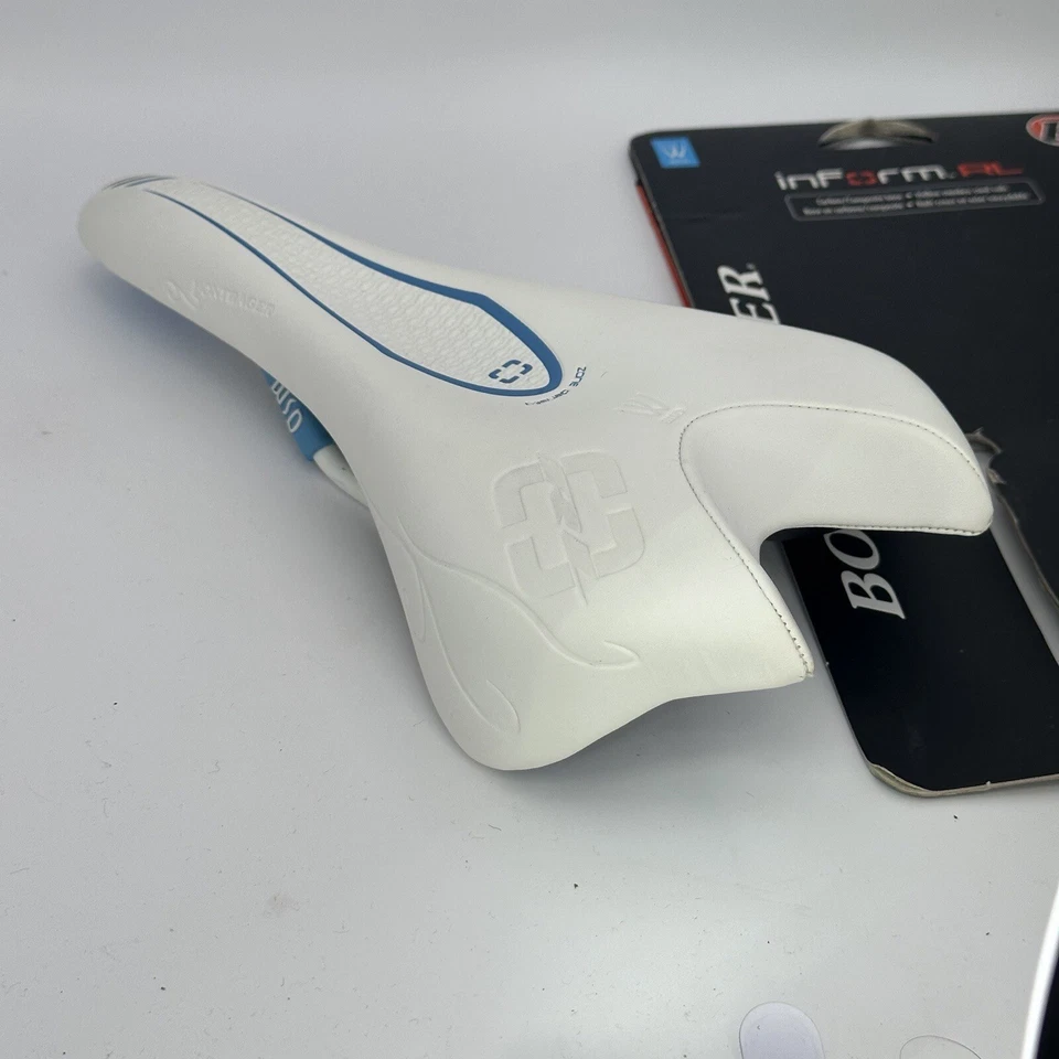 Sillín Bontrager inForm RL WSD 140 mm blanco con rieles huecos para mujer azul claro SS 233 g Foto 3 de 4