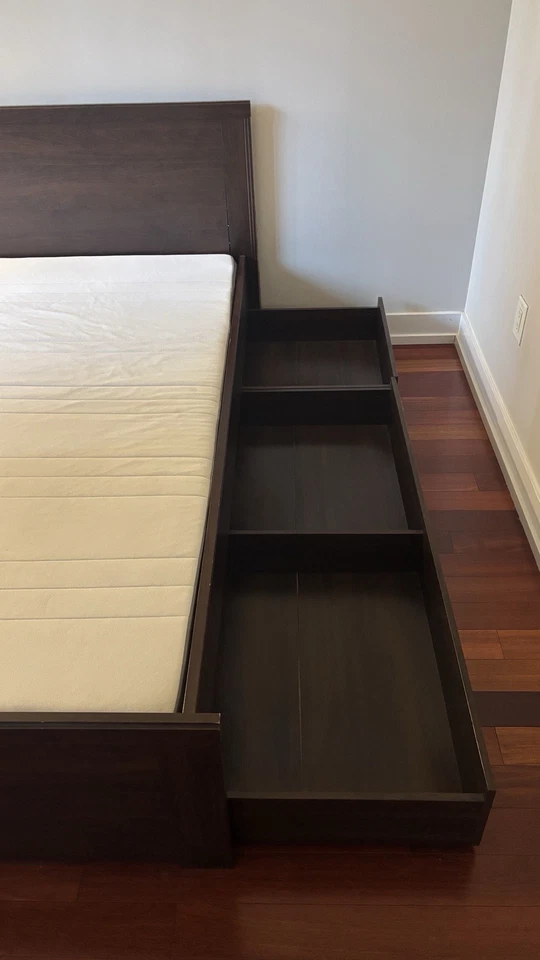 Cama completa IKEA SONGESAND con cuatro cajas de almacenamiento, colchón Morgedal Foto 4 de 4