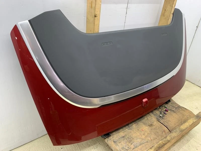 2018 - 2020 AUDI A5 OEM CONVERTIBLE TOP STORAGE COMPARTENT LID | MATADOR RED - Imagem 4 de 4