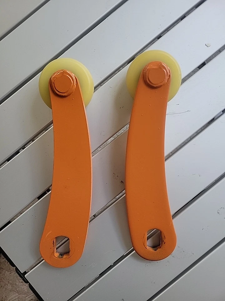 Nordic Track Elíptica AudioStrider 990, Brazos Levantadores con Ruedas, Izquierdo y Derecho Foto 2 de 2