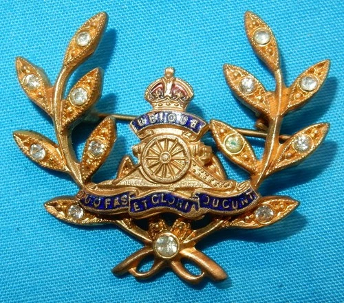 SUPERB WW1 ROYAL ARTILLERY MILITARY SWEETHEART BADGE WORLD WAR I