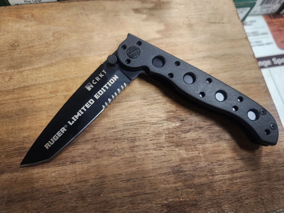 Cuchillo Plegable DESCONTINUADO RARO RUGER CRKT M16-10K2 Tanto Point Nuevo en Caja Foto 2 de 4
