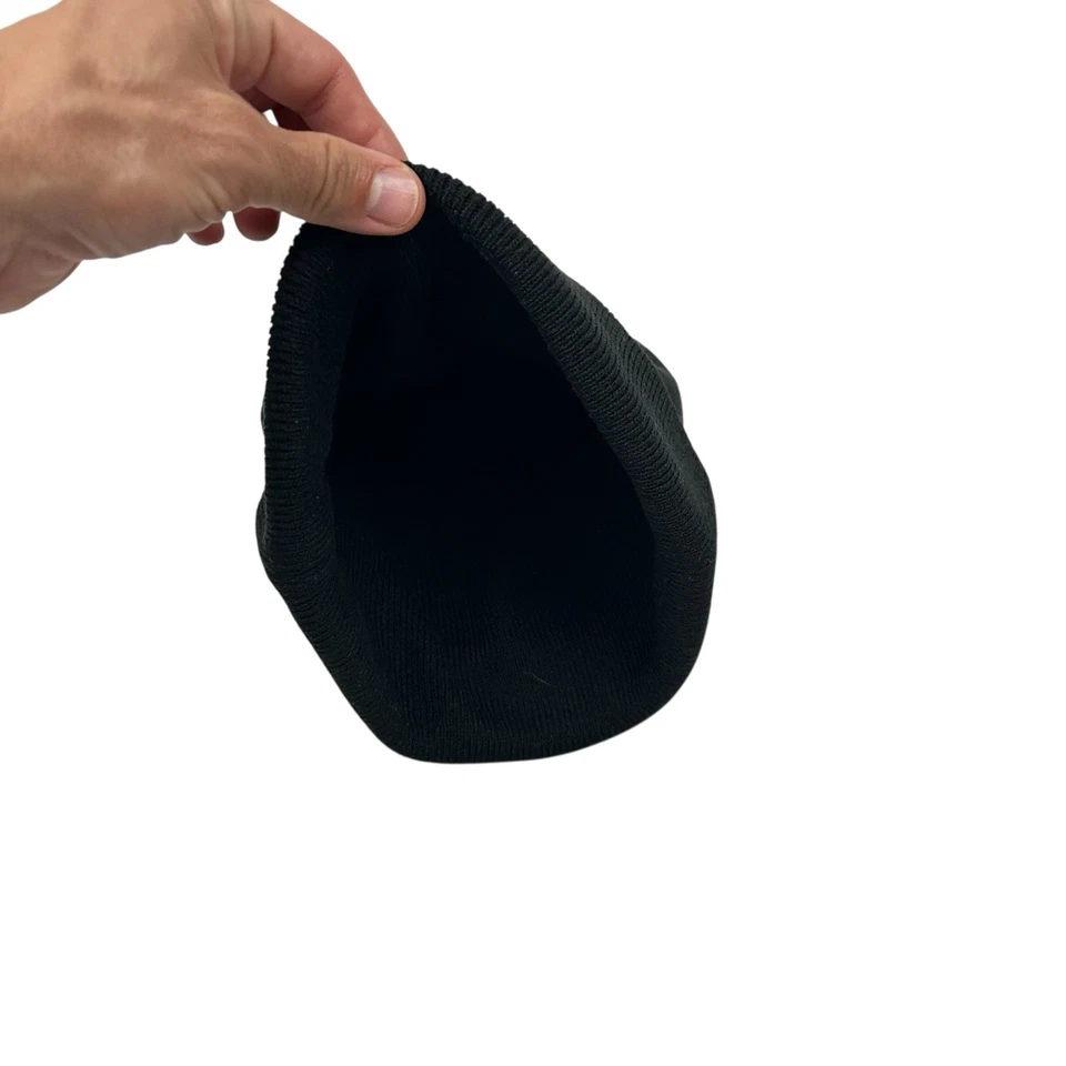 Gorra gorro con logotipo de pistola de aire Crooks and Castles Mickey Hands Foto 3 de 3