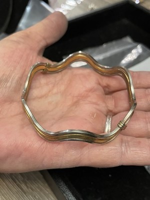 Vintage Avon Two Tone Wavy Hinged Bangle Bracelet Gold Silver Tone