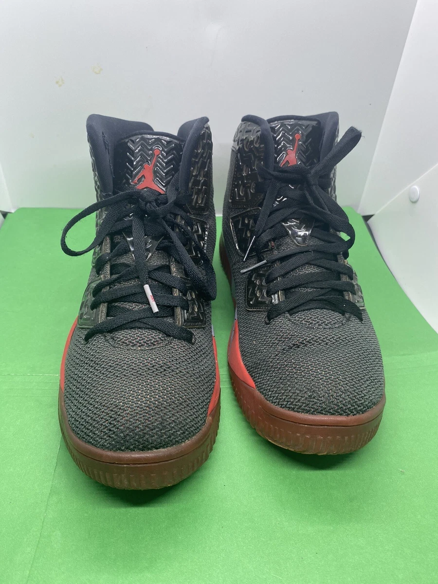 Preços baixos em Jordan Air Spike Forty PE Black Fire Red | eBay