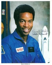 GUION S. BLUFORD JR. signed autographed 8x10 NASA ASTRONAUT litho photo