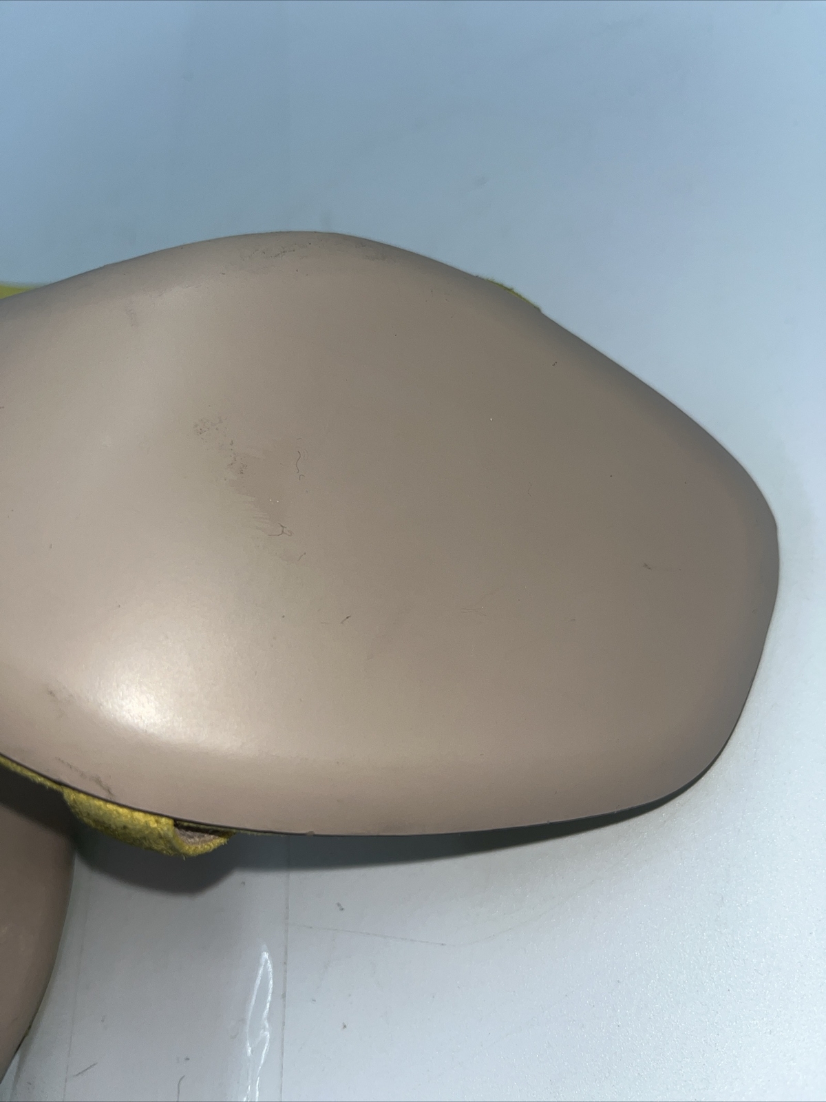 Stuart Weitzman Yellow Suede Sandale Heels Size 9.5 M PLS READ