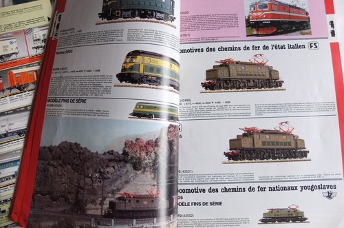 CATALOGUE ROCO 84/85 ET CATALOGUE FLEISCHMANN 83/84 - Foto 4 di 5