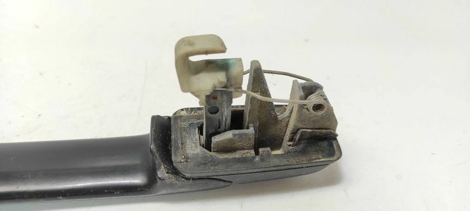 Manija puerta derecha abridor puerta trasera volkswagen golf III 1996 1H0837209 UST47500 Foto 3 de 4