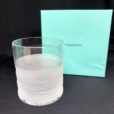 Tasse à l'ancienne en verre Tiffany & Co Diamond Point H3,5 pouces L2,95 pouc... - Photo 1/4