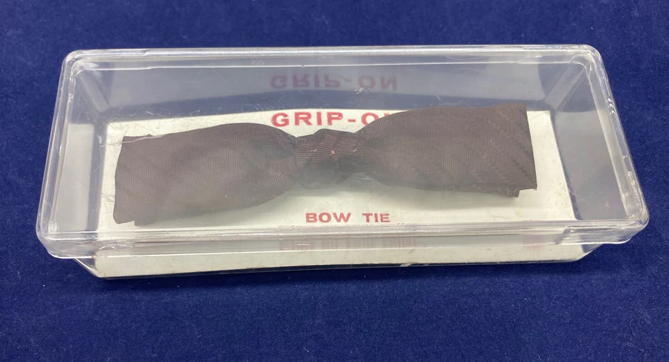 Vintage NOS Grip-On Bow Tie Gray Silver Metallic Clip On - Image 3 of 4