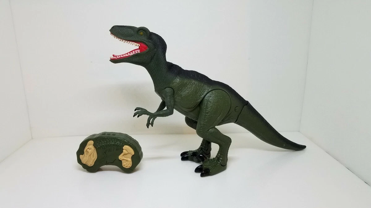 DRAGON I Toys Mighty Megasaur T Rex Dinosaur Walking Roaring With