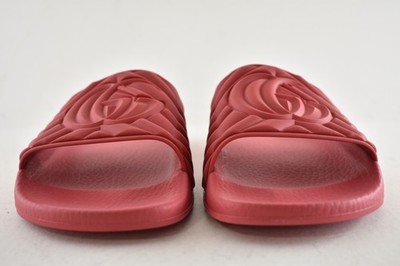 Gucci Quilted GG Rubber Slide Sandals Deep Coral Red Mens 9 Gucci Deep Coral Red Rubber Quilted GG Logo Flat Pool Slide  main image 3