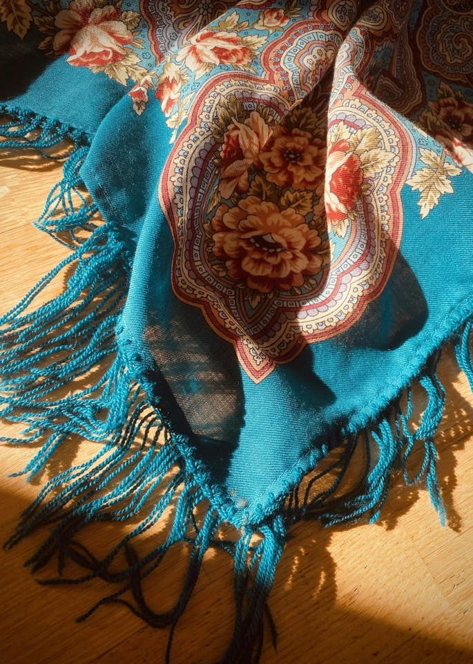 💠 Mantón de Lana Pavlovo Posad - 100% Lana - 89x89 cm - Auténtico, Raro Color Verde Azulado Foto 2 de 4